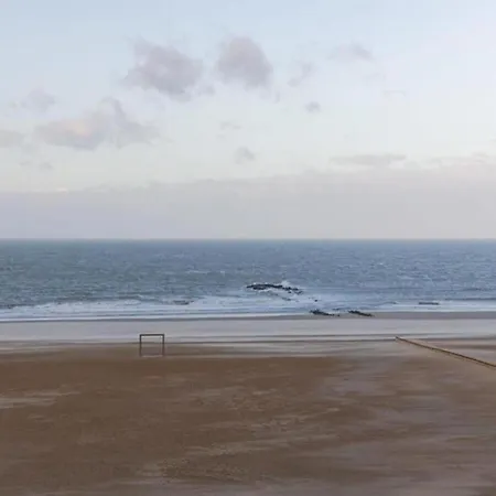 In Near Casino Square クノック・ヘイスト