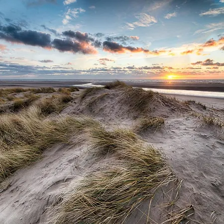 Appartement In Near Casino Square *