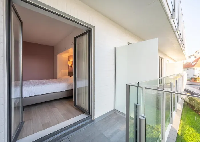 Appartement In Near Casino Square *